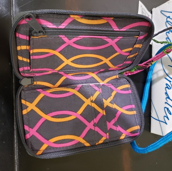 NWT Vera Bradley 🌺 Jazzy Blooms All in One Wristlet - Picture 3 of 4
